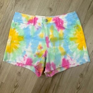 Size M Judy blue tie dye shorts